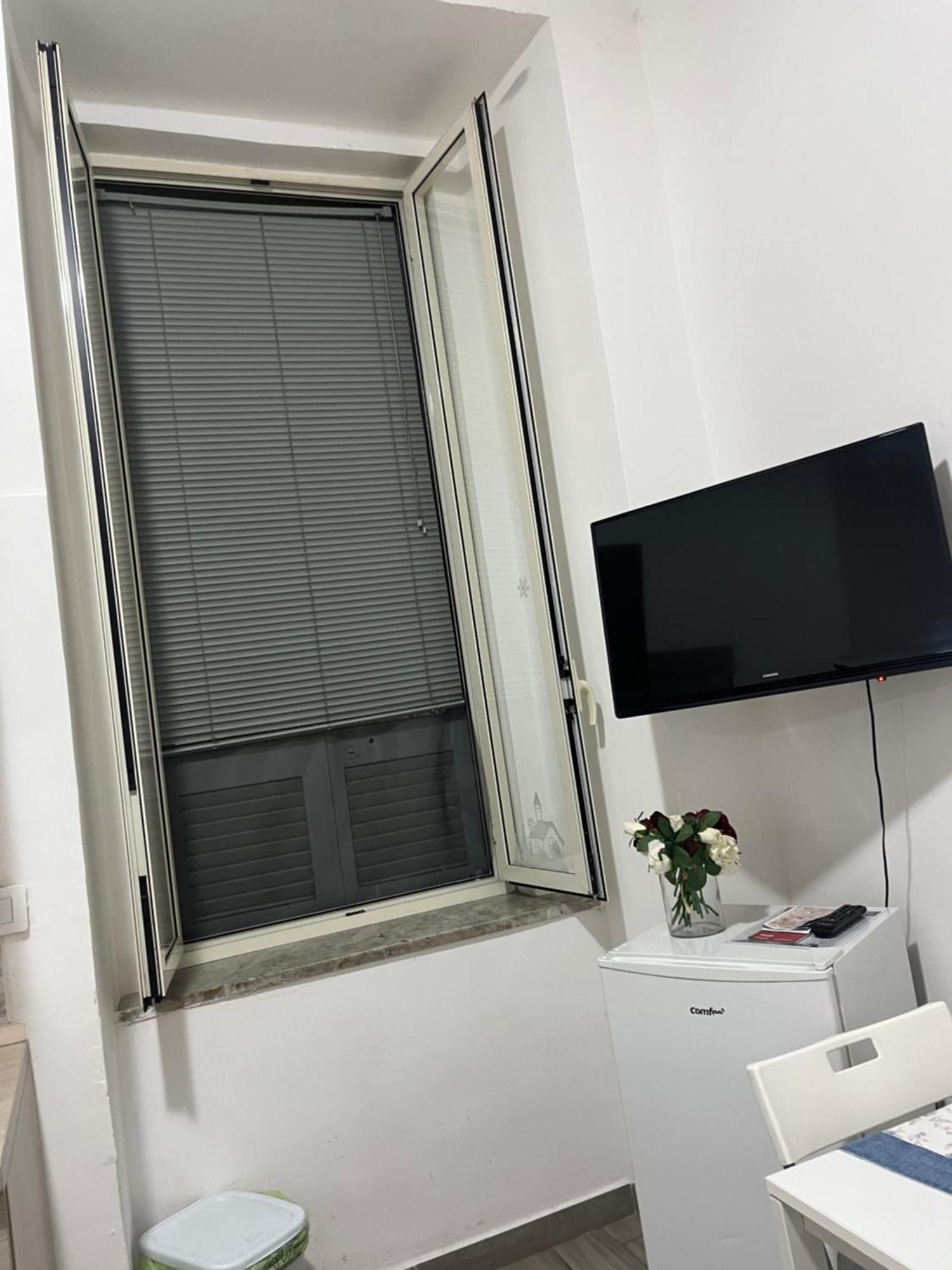 Bouganville Napels Buitenkant foto